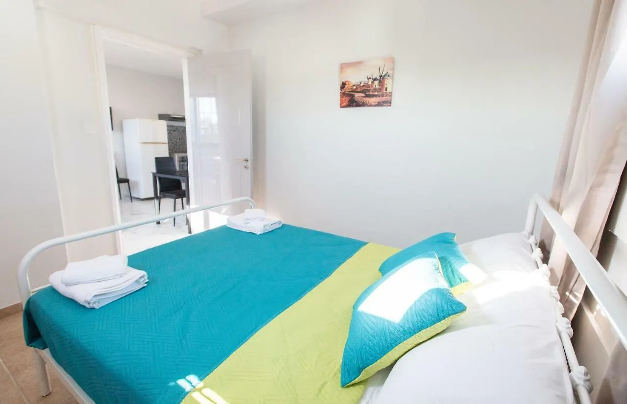 Must Stay - Evripidou Holiday Flats Larnaca Apartment