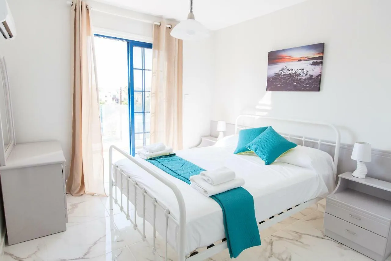 Apartment Must Stay - Evripidou Holiday Flats Larnaca