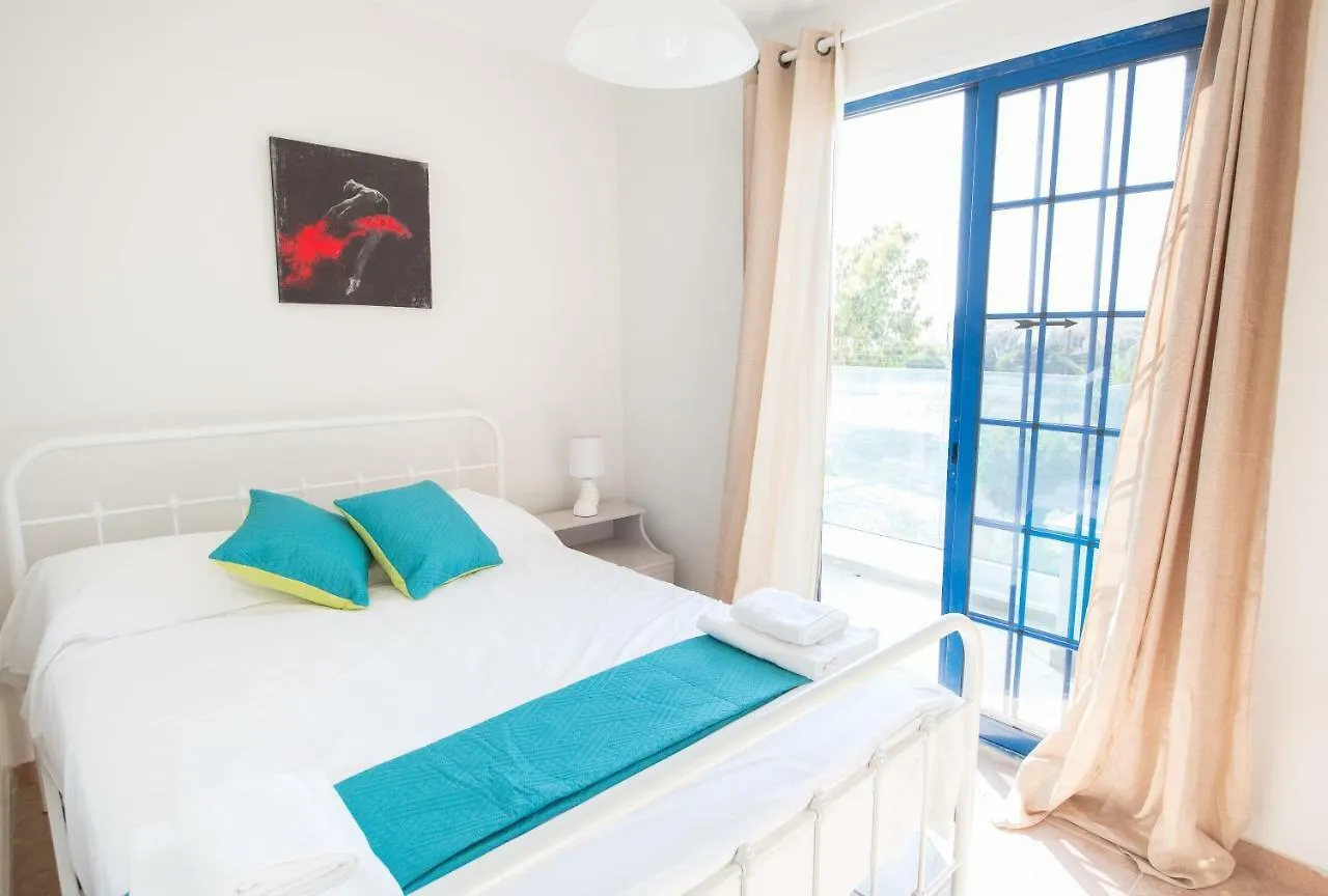 Must Stay - Evripidou Holiday Flats Larnaca