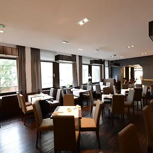 hotellátogatás