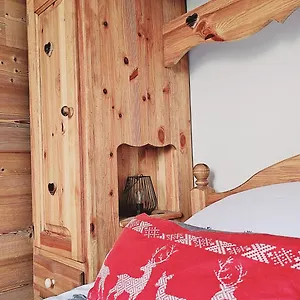 https://le-banc-des-seilles.hotels-rhonealpes.com